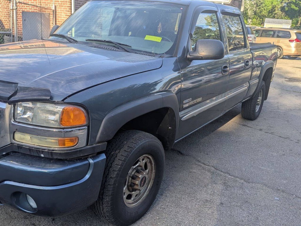 2007 GMC Sierra 2500 Image 3
