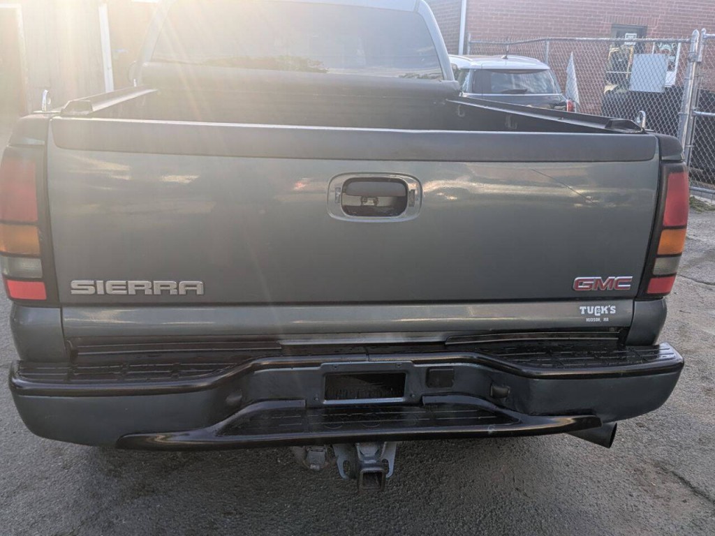 2007 GMC Sierra 2500 Image 6