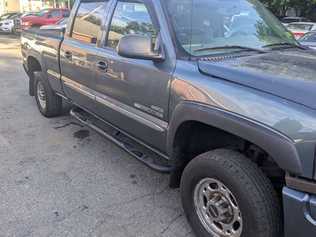 2007 GMC Sierra 2500 Image 9