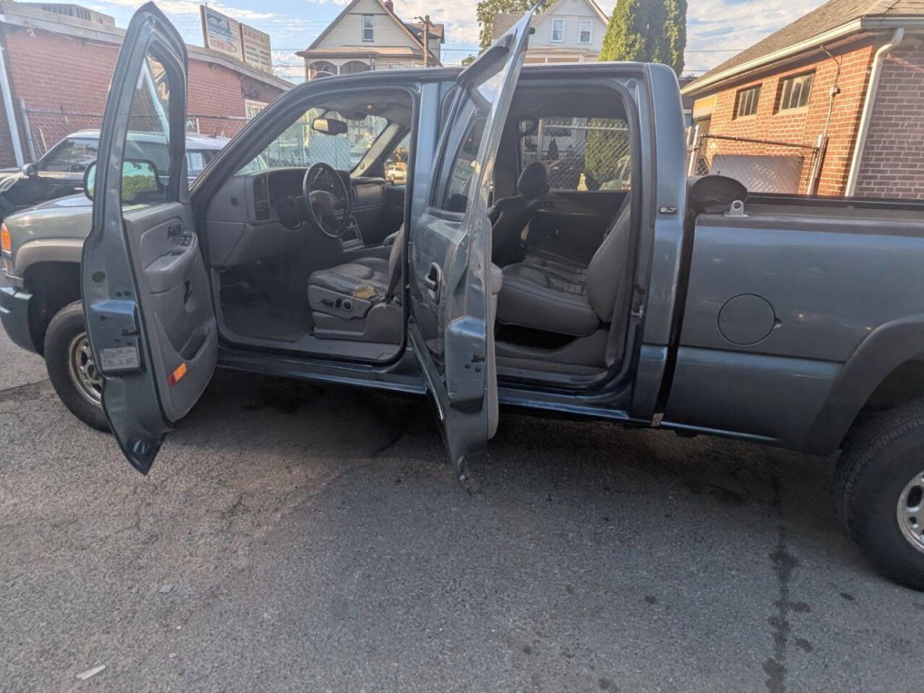 2007 GMC Sierra 2500 Image 11