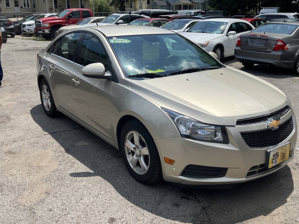 2014 Chevrolet Cruze Image 3