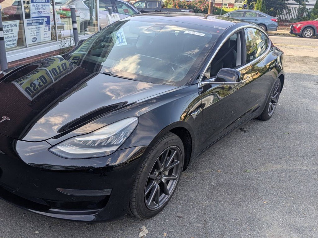 2018 Tesla Model 3 Image 4