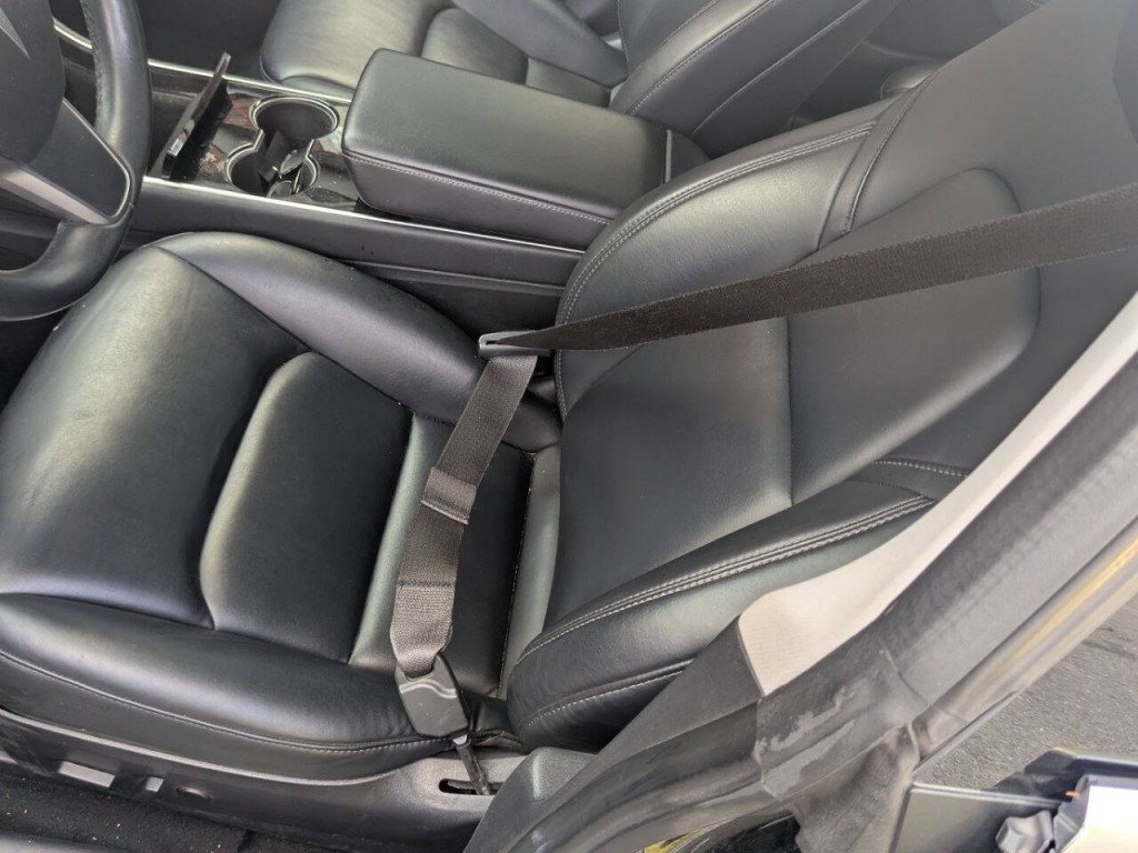 2018 Tesla Model 3 Image 9