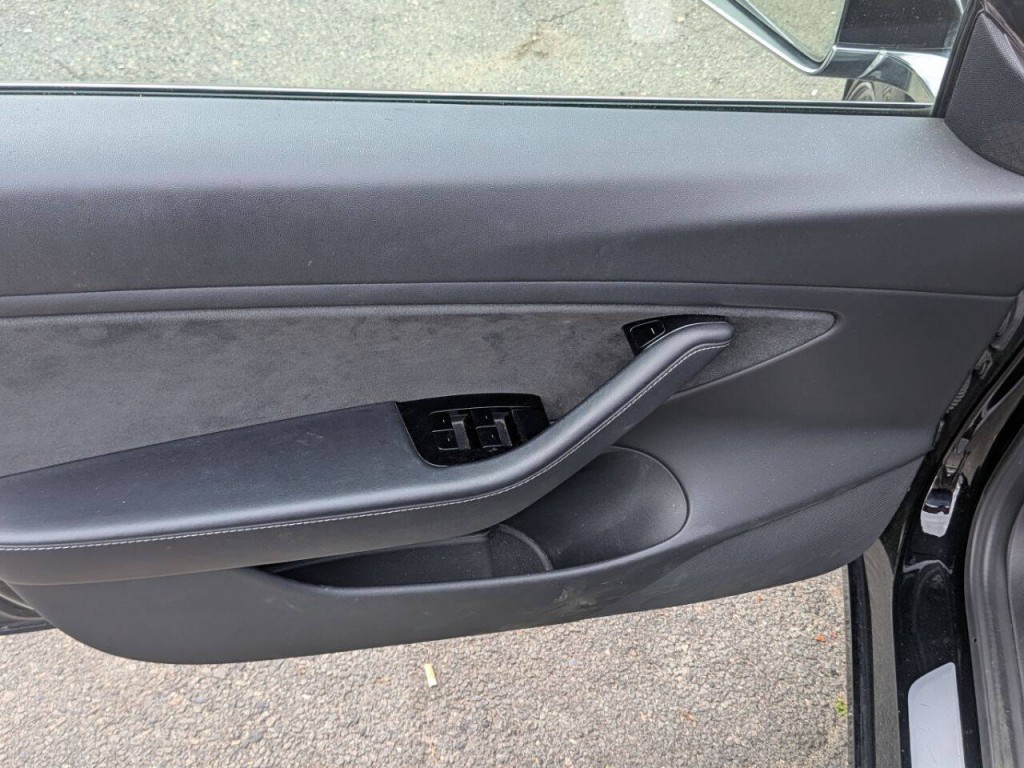 2018 Tesla Model 3 Image 14