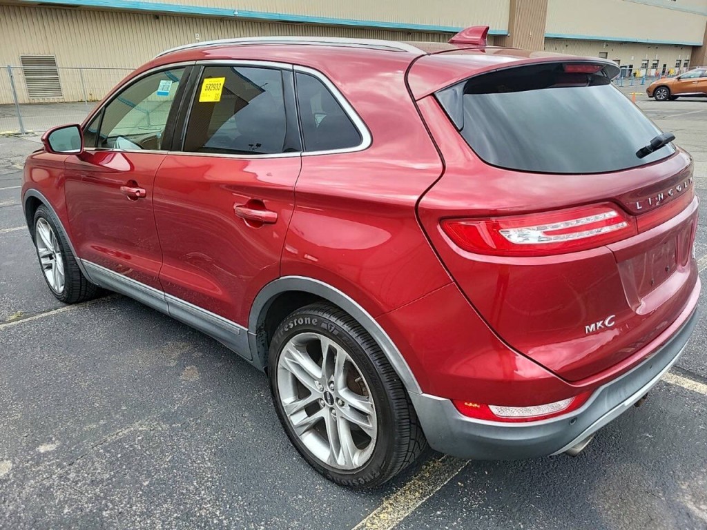 2015 Lincoln MKC Image 4