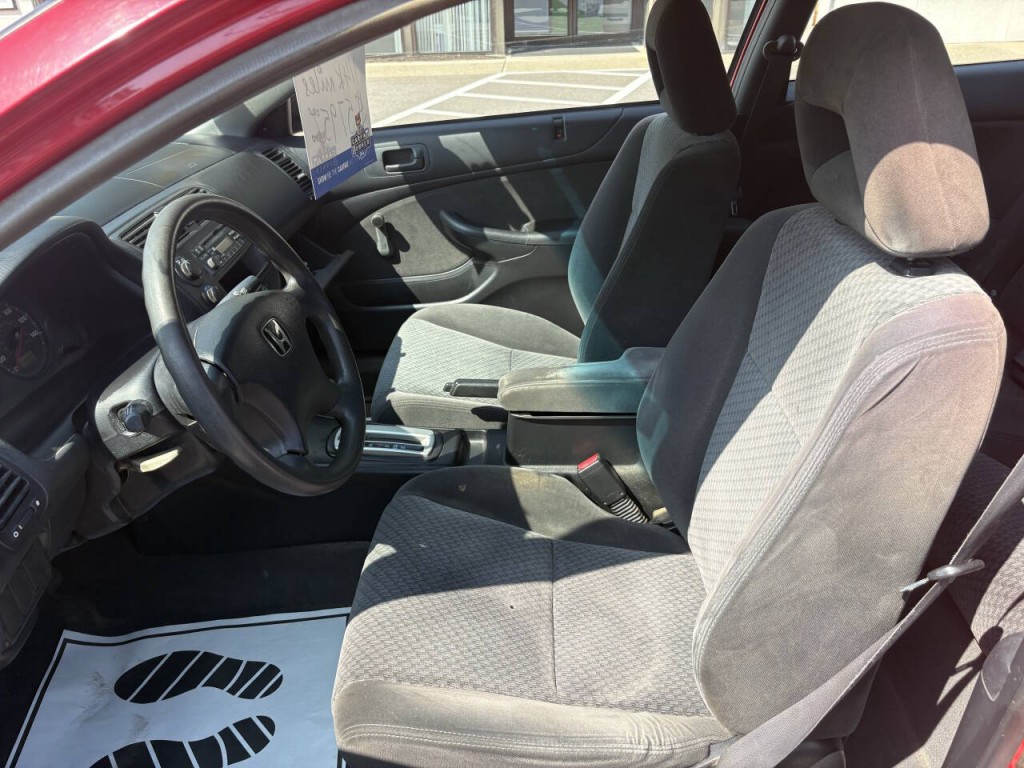 2005 Honda Civic Image 11