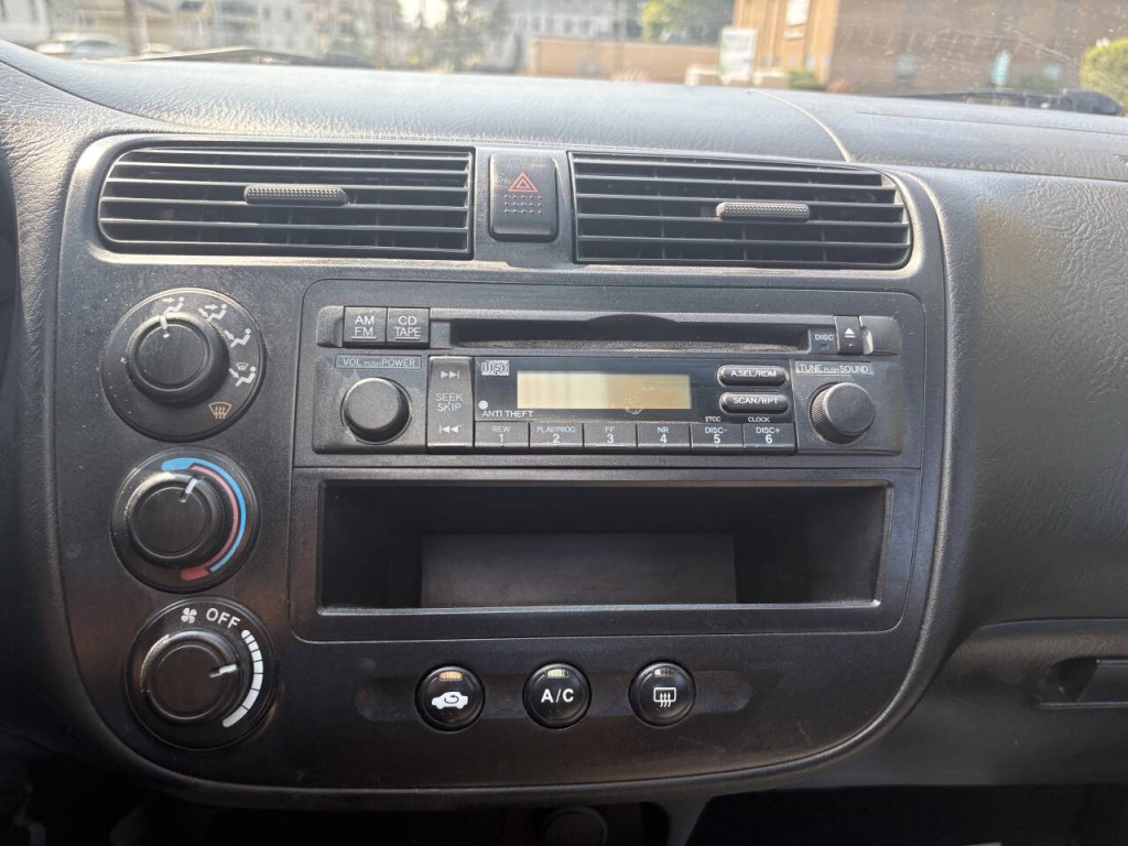2005 Honda Civic Image 14