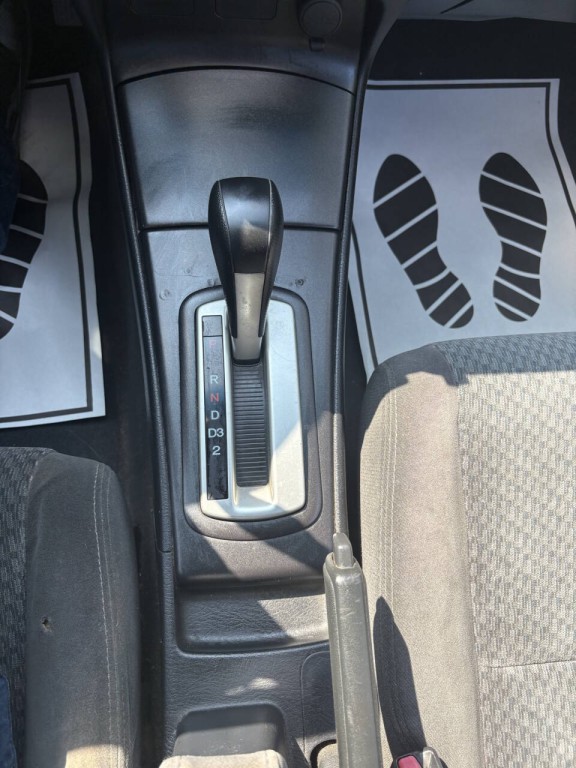 2005 Honda Civic Image 15