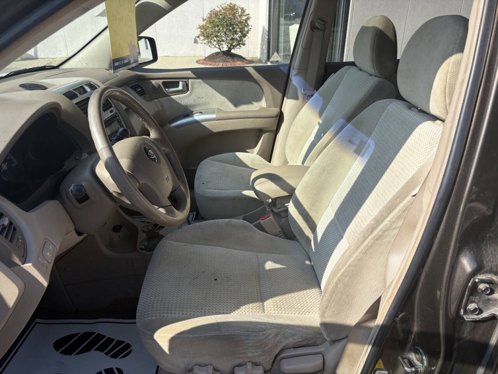 2005 Kia Sportage Image 10