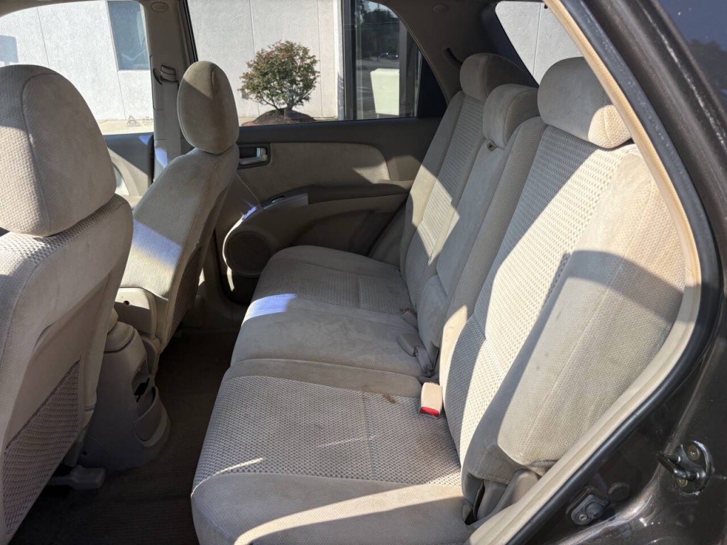 2005 Kia Sportage Image 17