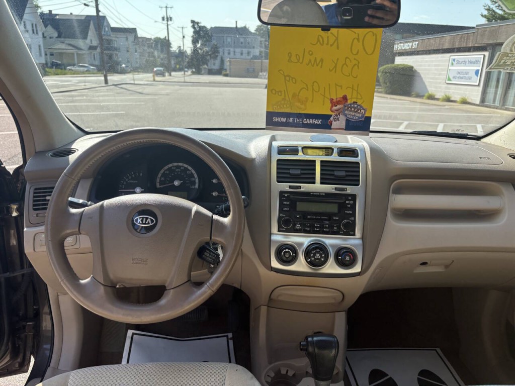 2005 Kia Sportage Image 18