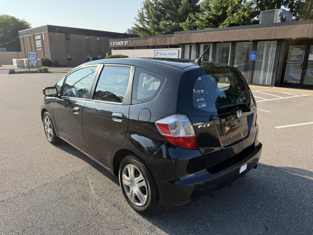 2010 Honda Fit Image 4
