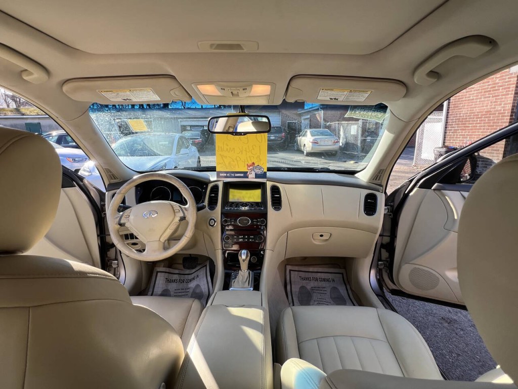2010 INFINITI EX35 Image 18