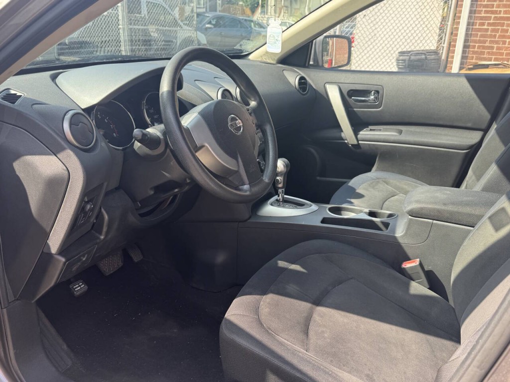 2009 Nissan Rogue Image 10