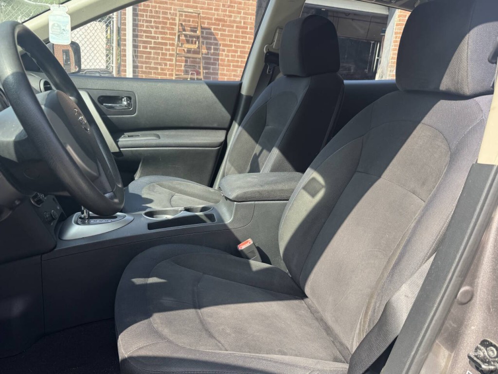 2009 Nissan Rogue Image 11