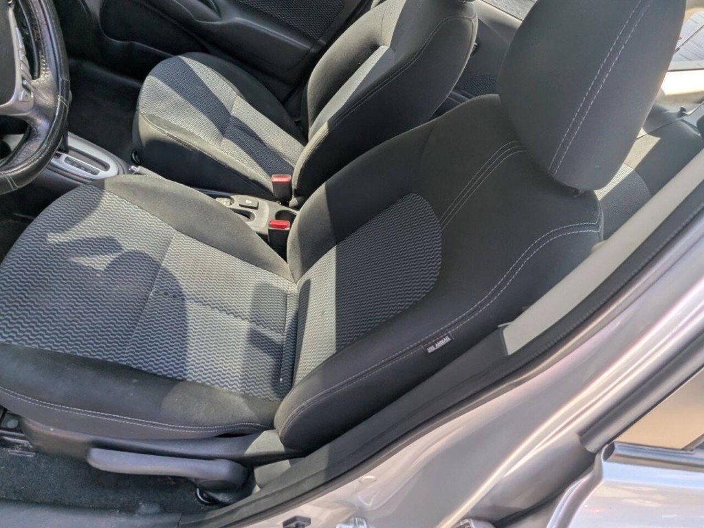 2015 Nissan Versa Image 8