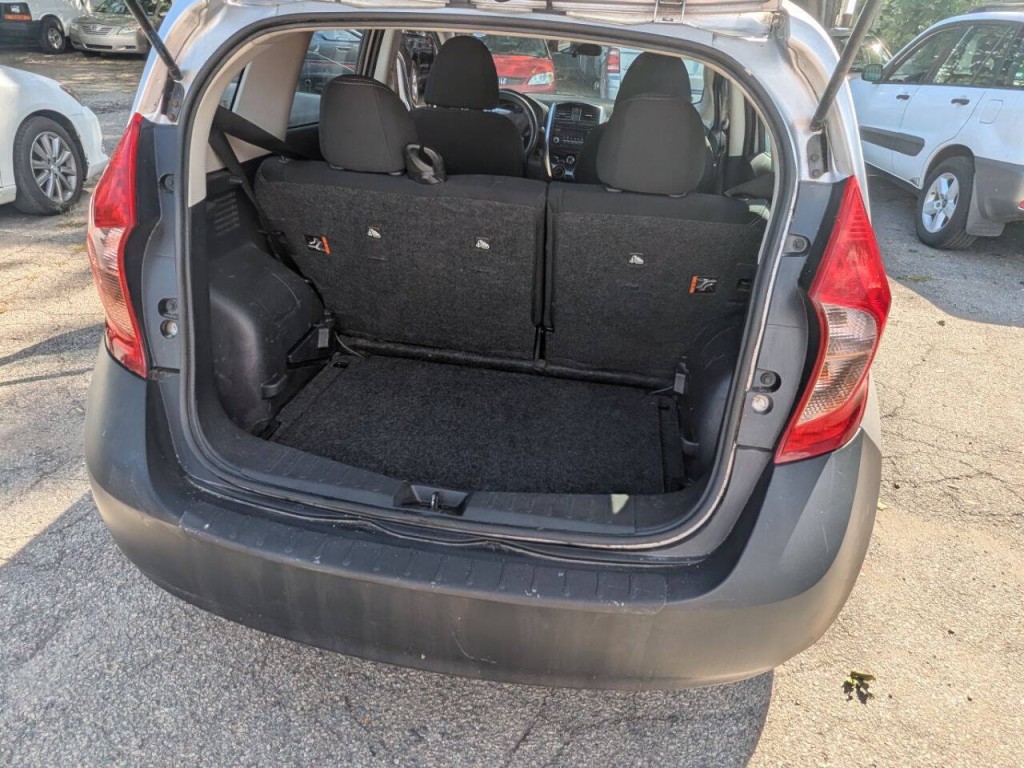 2015 Nissan Versa Image 10