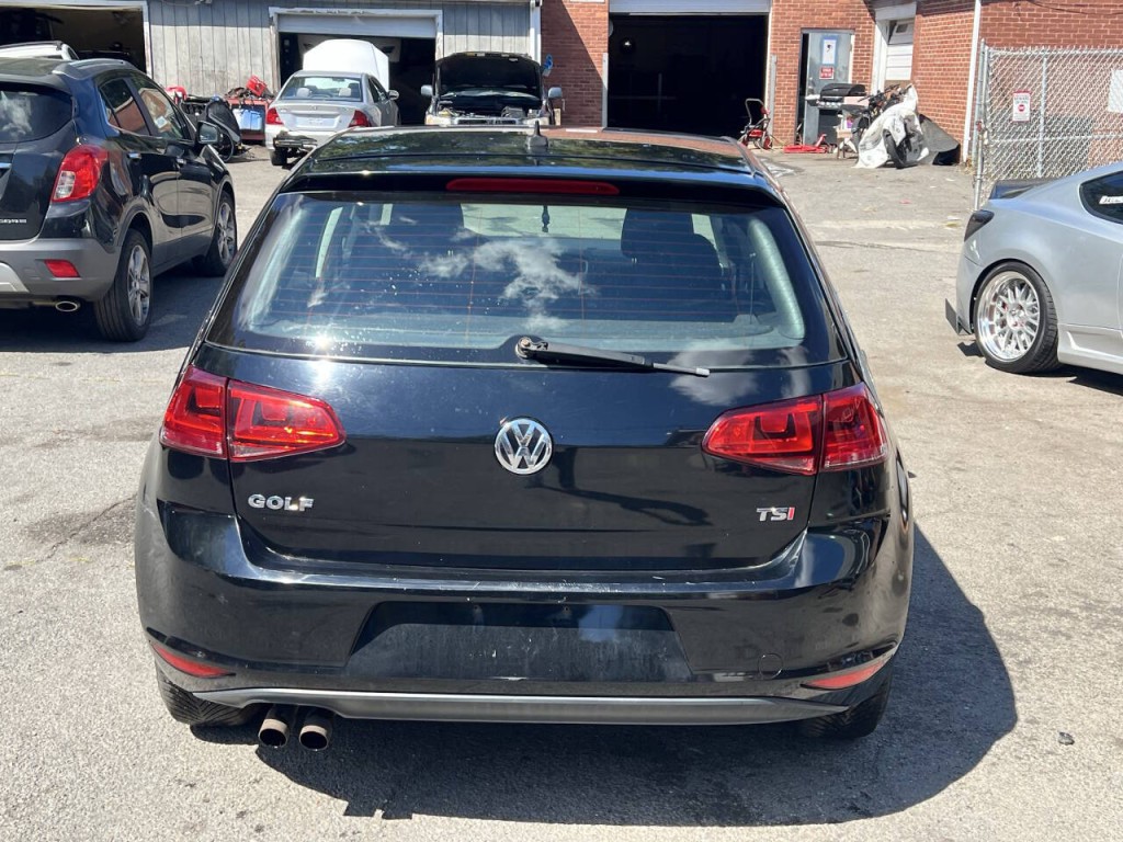 2016 Volkswagen Golf Image 4