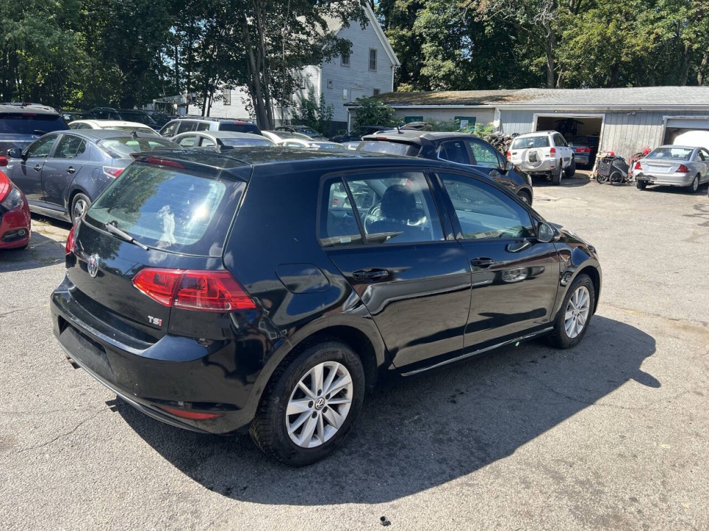 2016 Volkswagen Golf Image 5