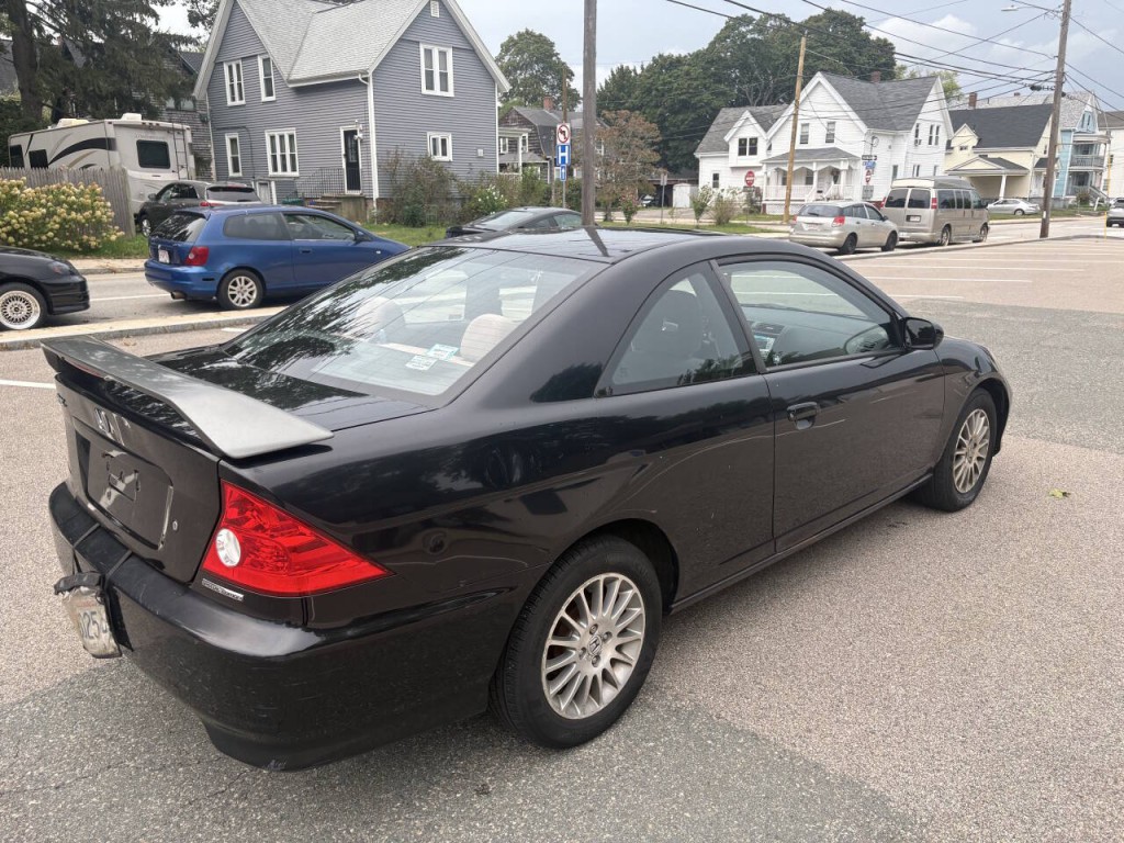 2005 Honda Civic Image 5