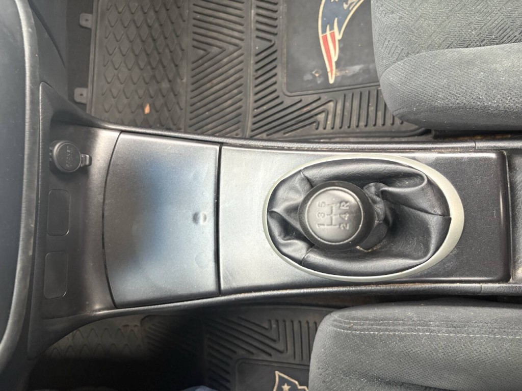 2005 Honda Civic Image 20