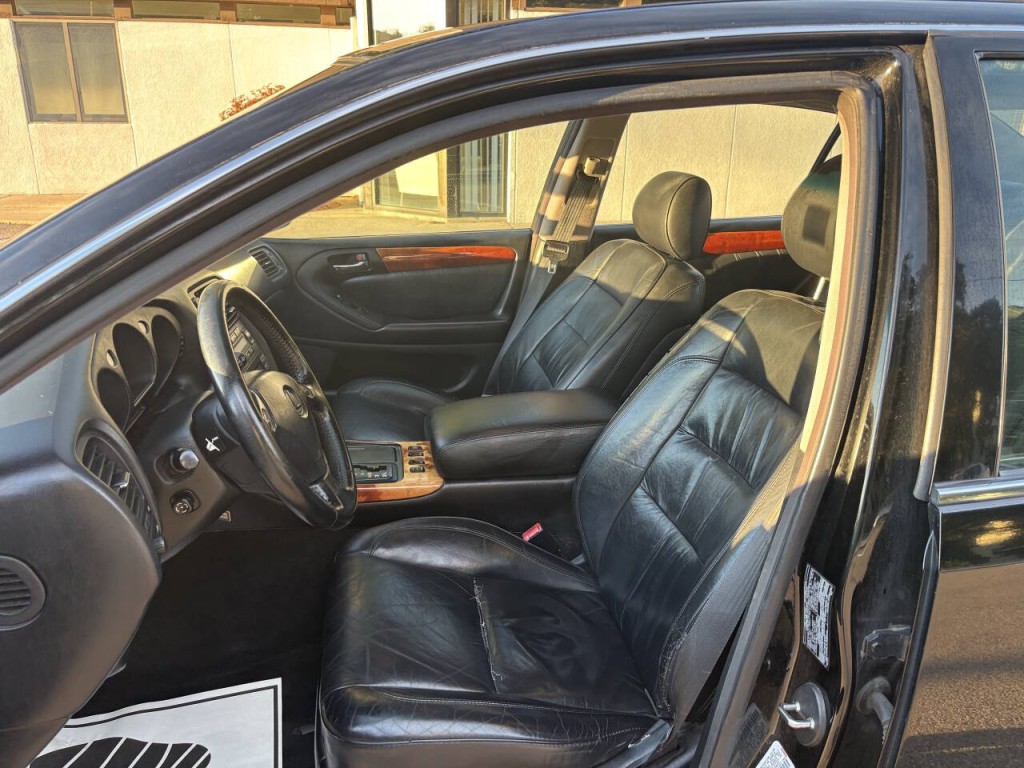 1999 Lexus GS 400 Image 9