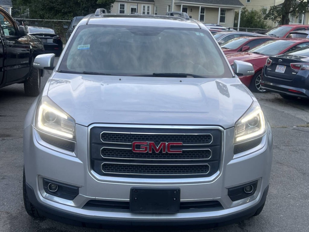 2016 GMC Acadia Image 2