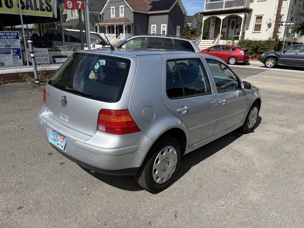 2003 Volkswagen Golf Image 7