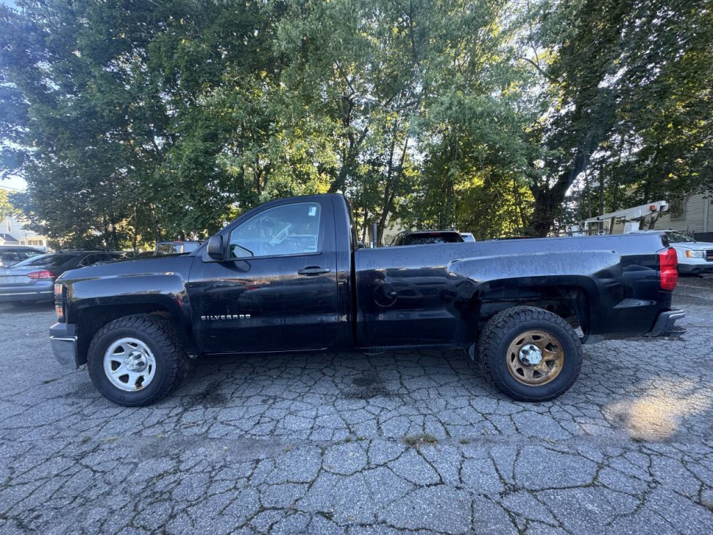 2014 Chevrolet Silverado 1500 Image 2