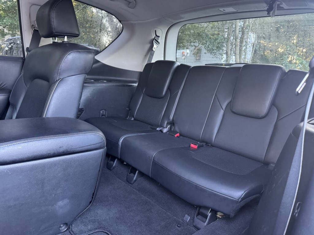 2015 INFINITI QX80 Image 14