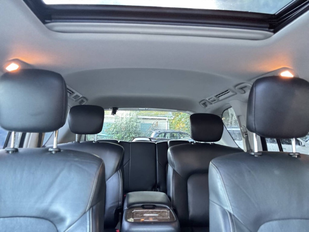 2015 INFINITI QX80 Image 19