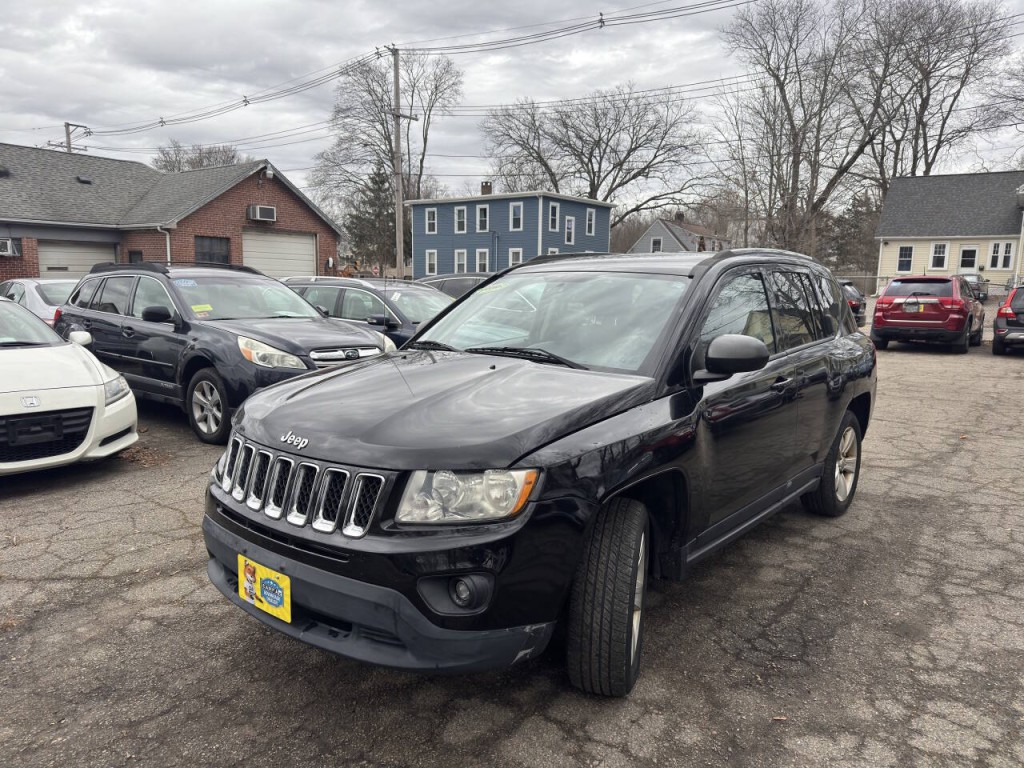2012 Jeep Compass Image 2