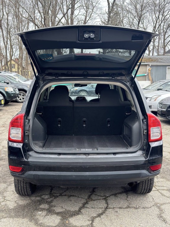 2012 Jeep Compass Image 18