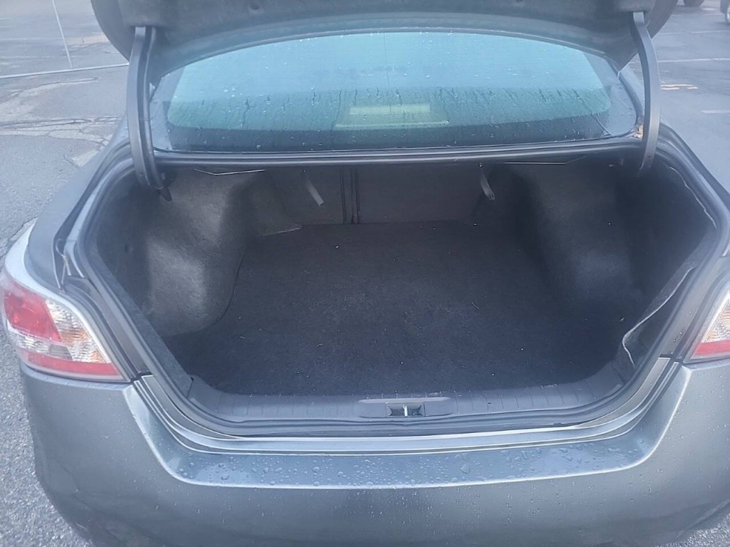 2015 Nissan Altima Image 6
