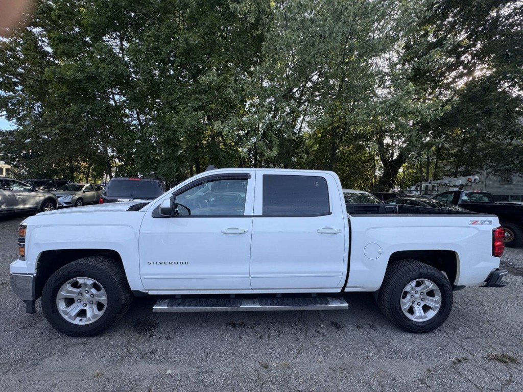 2015 Chevrolet Silverado 1500 Image 2