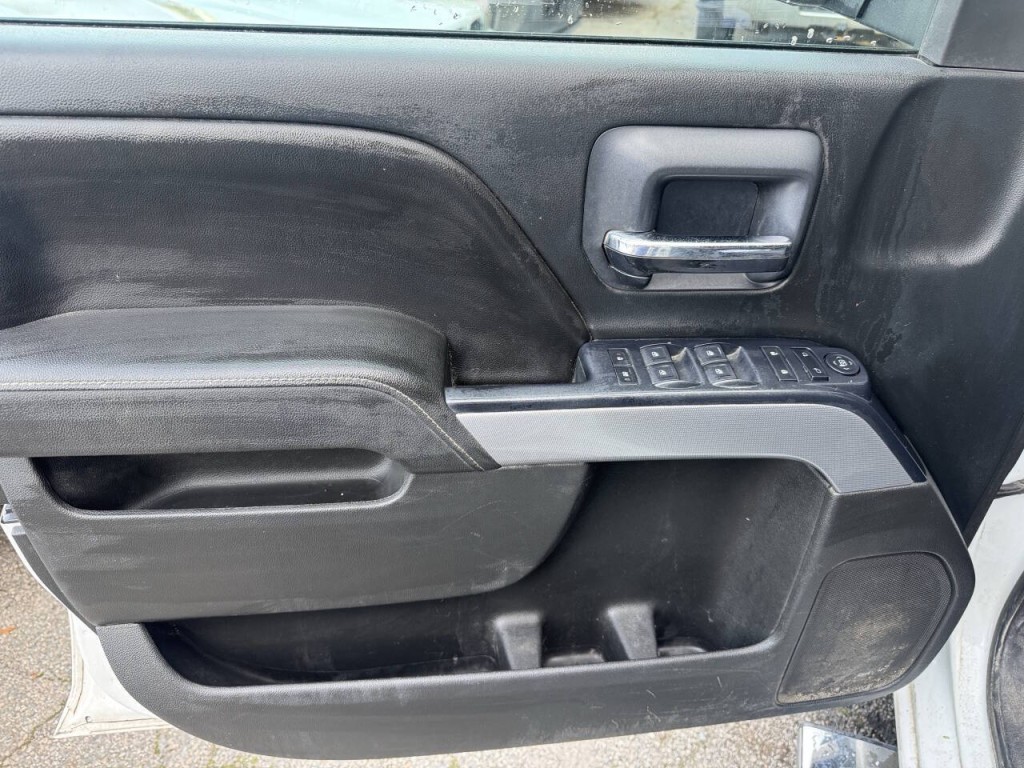 2015 Chevrolet Silverado 1500 Image 9