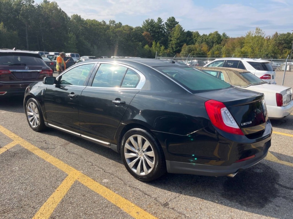 2014 Lincoln MKS Image 7