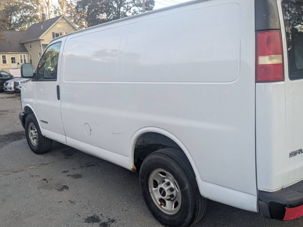 2005 GMC Savana Image 4