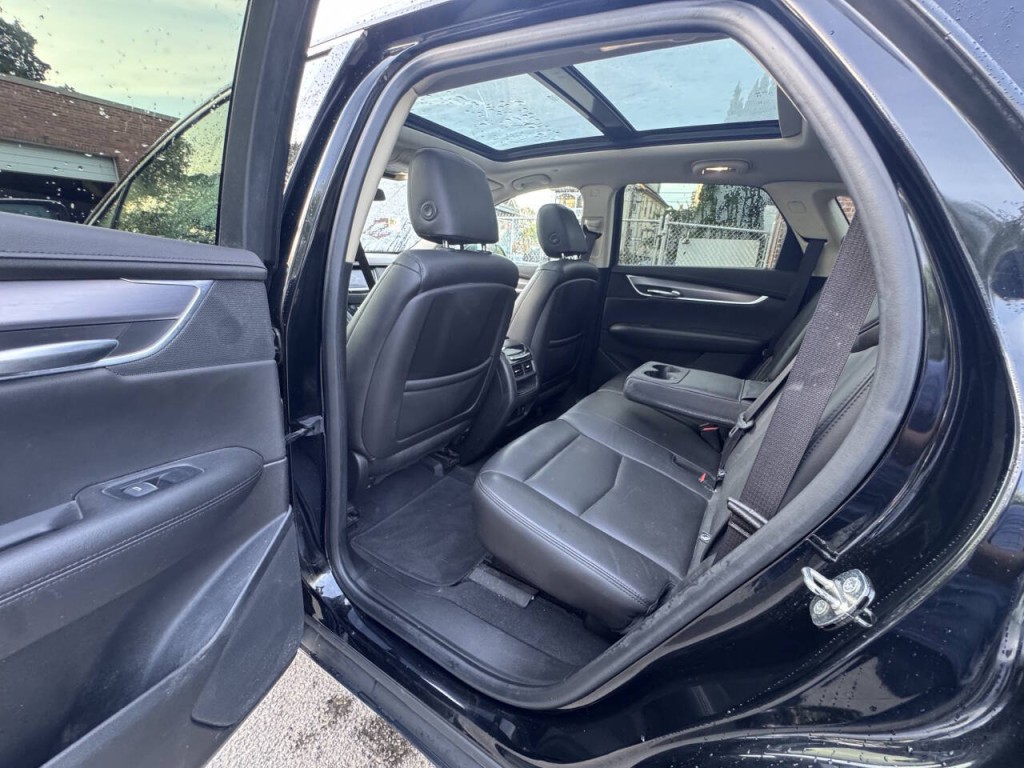 2019 Cadillac XT5 Image 12