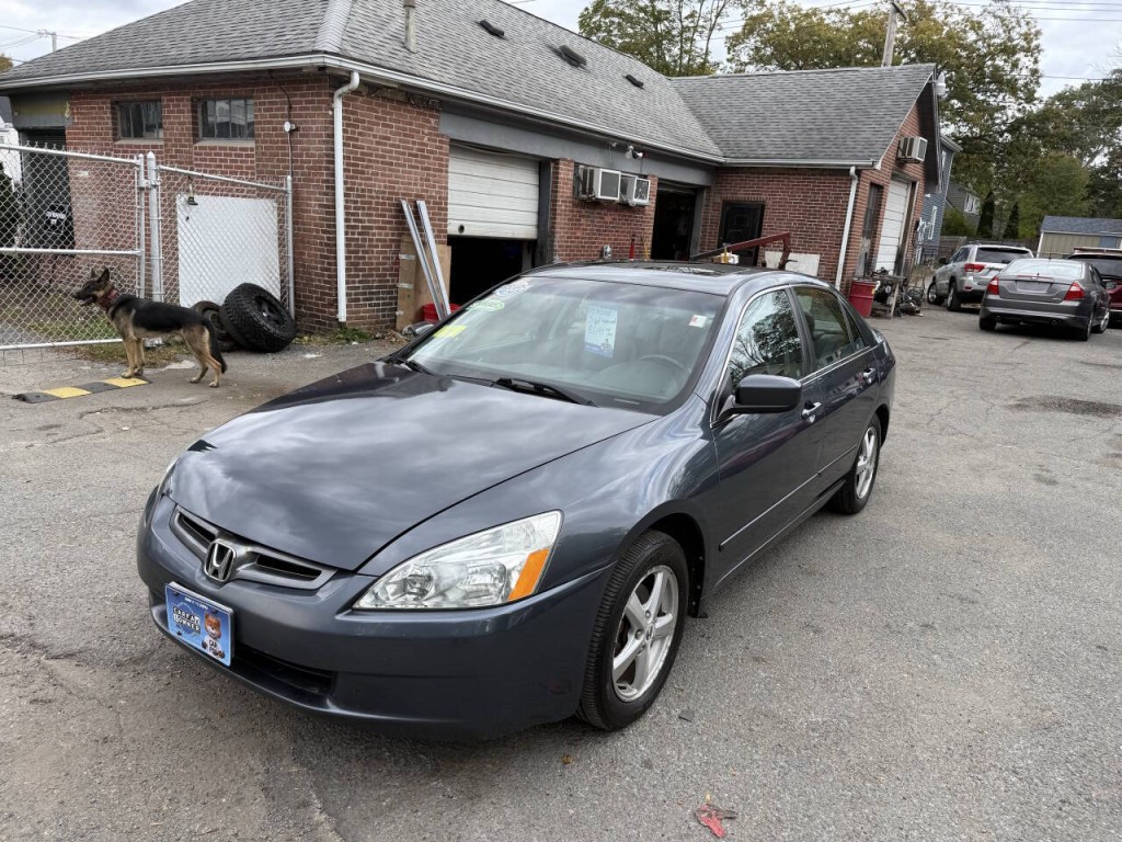 2005 Honda Accord Image 3