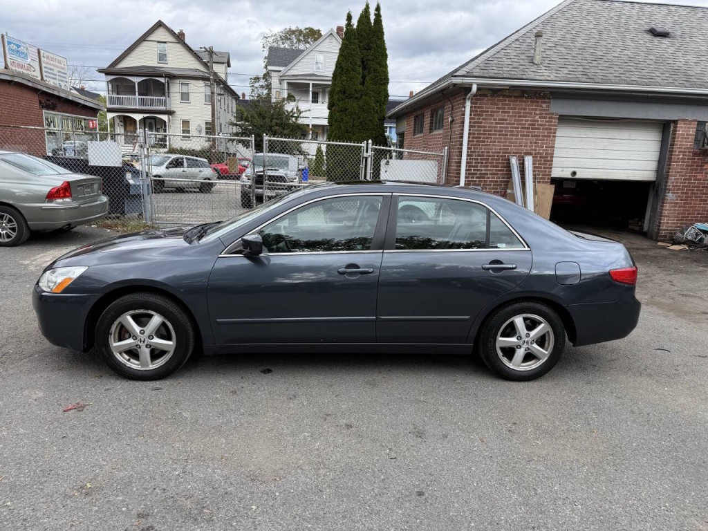 2005 Honda Accord Image 4