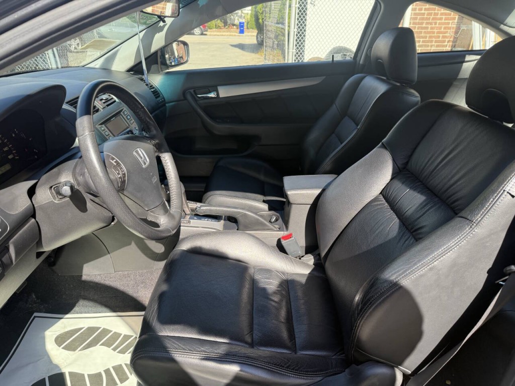 2007 Honda Accord Image 9