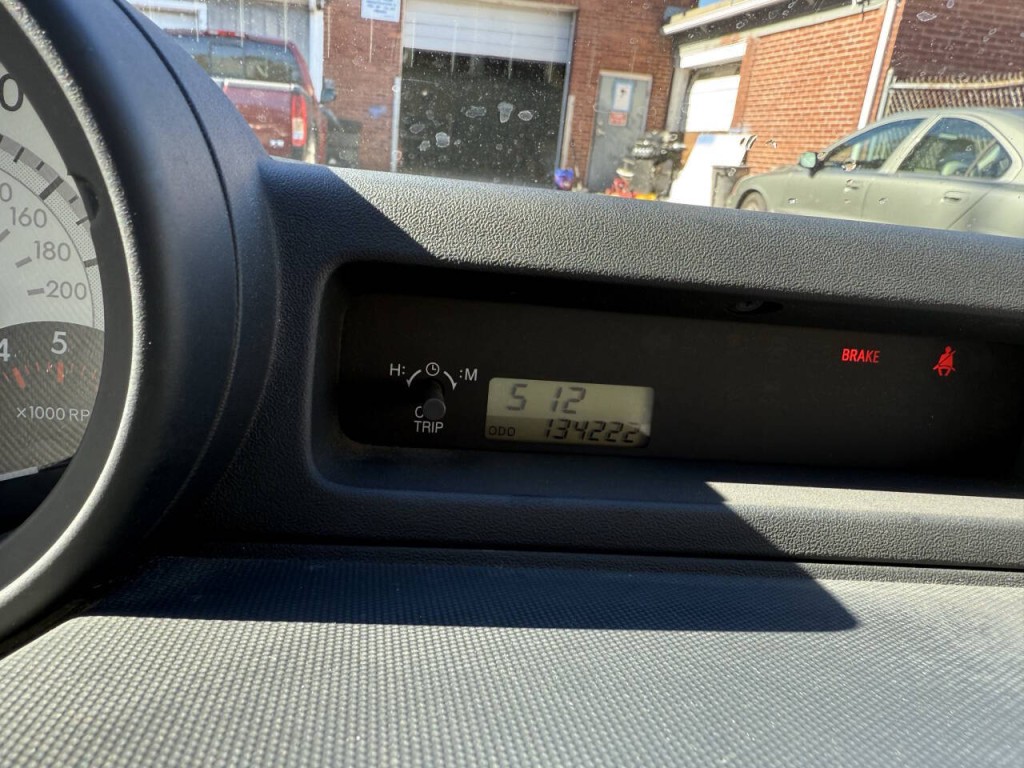 2005 Scion xB Image 9