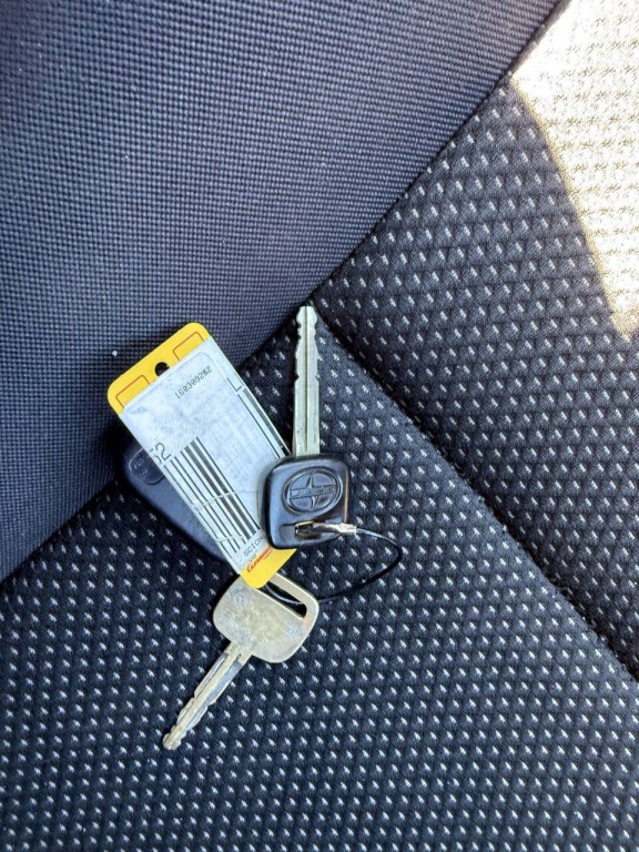 2005 Scion xB Image 16