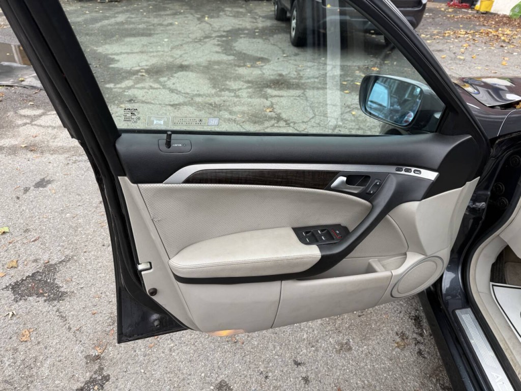 2007 Acura TL Image 10