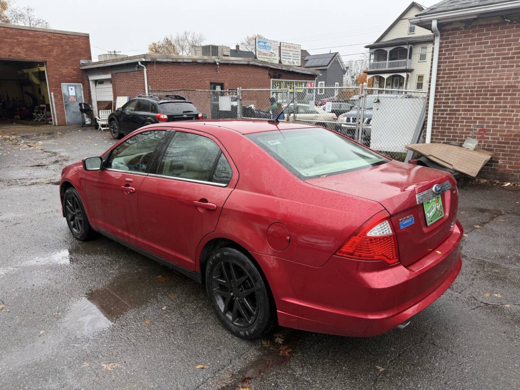 2010 Ford Fusion Image 5