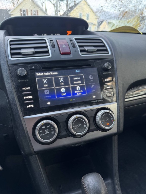 2017 Subaru Crosstrek Image 17