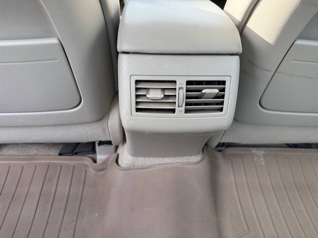 2008 Toyota Camry Image 20