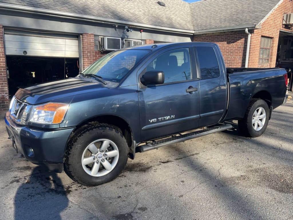 2014 Nissan Titan Image 4