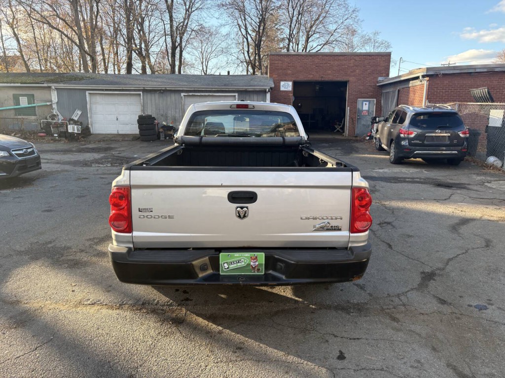 2009 Dodge Dakota Image 6